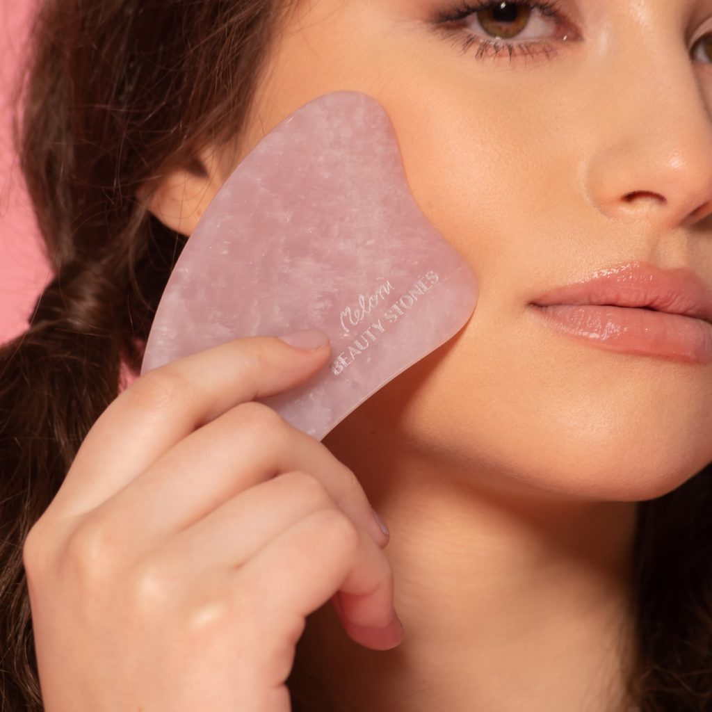 Gua Sha din Quartz Roz
