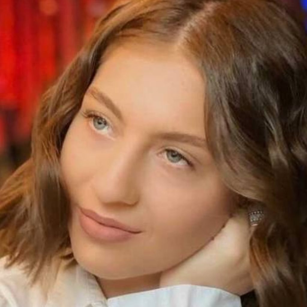 Alexandra.maria Opt